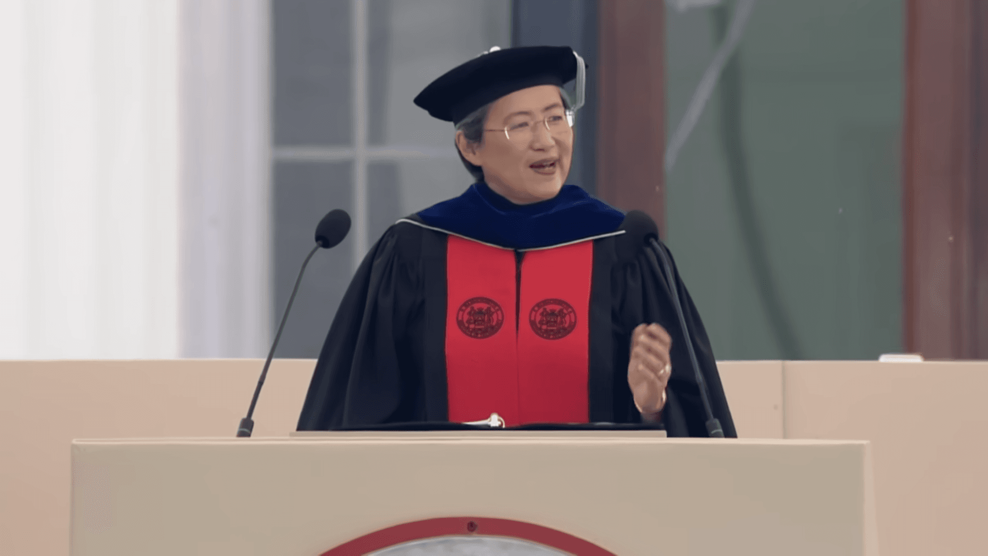 A CEO da AMD, Dra. Lisa Su, diz aos formandos do MIT que a tecnologia por si só não decide como será o futuro, as pessoas é que decidem